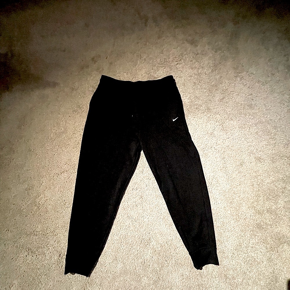 Women’s Nike High Rise Joggers XL